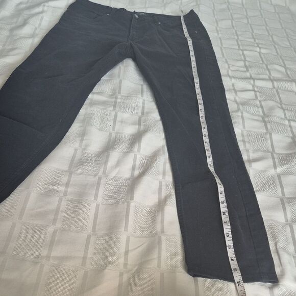 H&M Men Black Slim Fit Pants - Picture 13 of 16